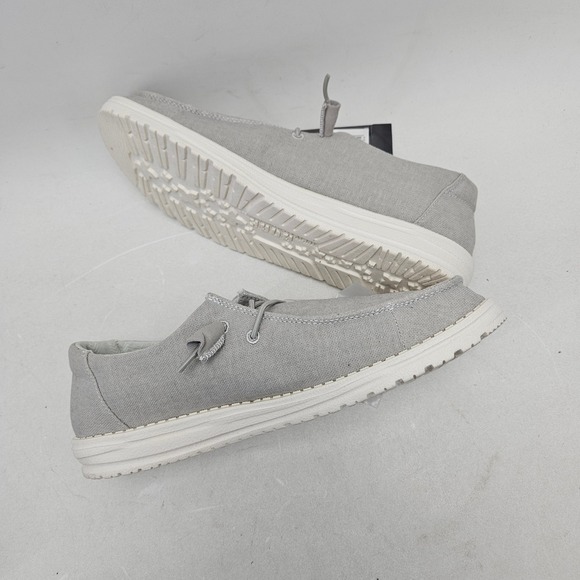 Hey Dude Wendy Light Grey Chambray Slip On Loafers Women Size 10 NEW - Picture 3 of 13